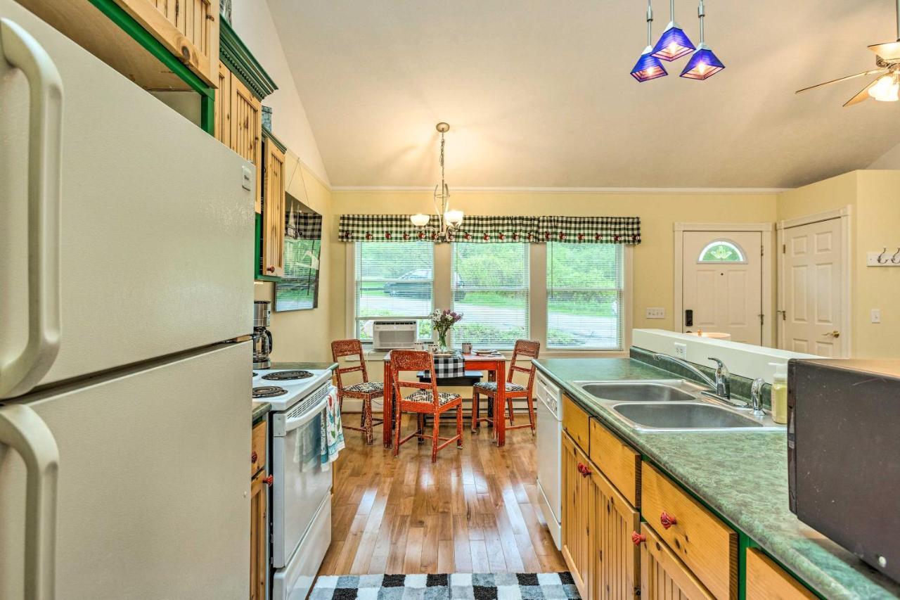 Couples Haven In Frankfort By Lake, Trails And Dtwn Esterno foto