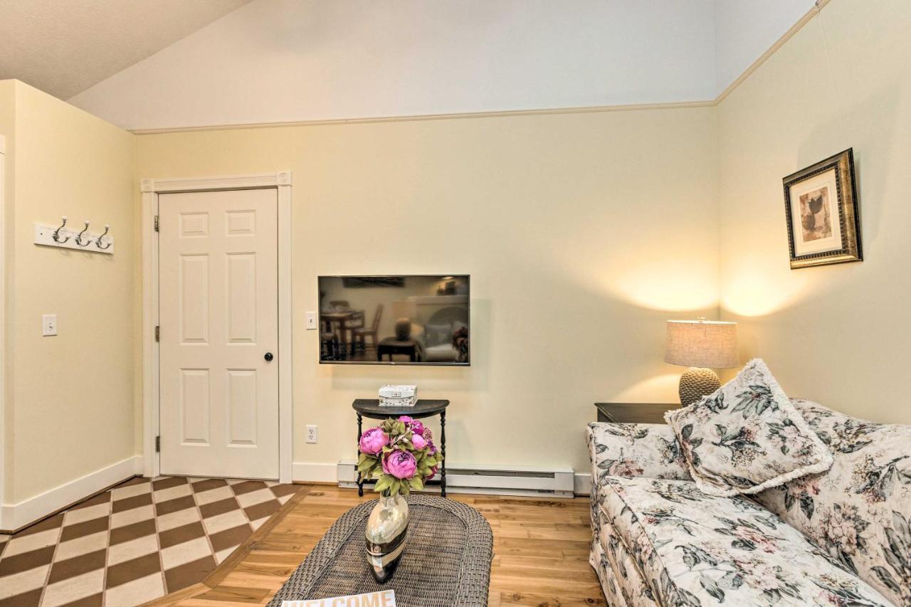 Couples Haven In Frankfort By Lake, Trails And Dtwn Esterno foto
